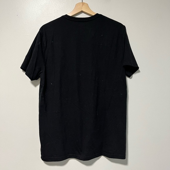 Old Navy Men’s Arcade Graphic T-Shirt M – Black Soft-Wash Cotton Blend - Picture 9 of 9